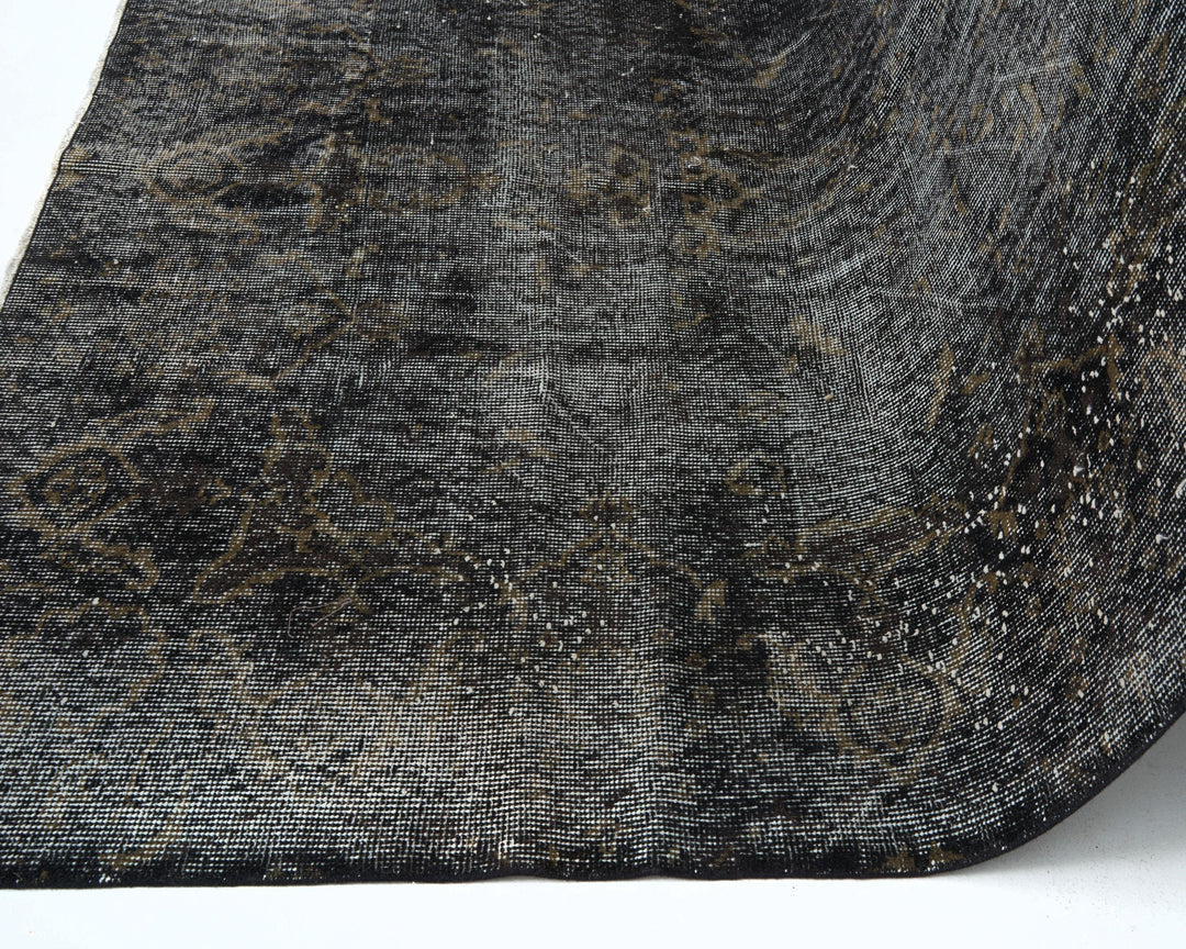 Black Oushak Rug 5' 7" x 9' | No. VR11726