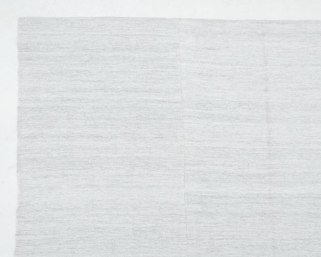 White Kilim Rug 6' 7" x 8' 6" | No. VR34841