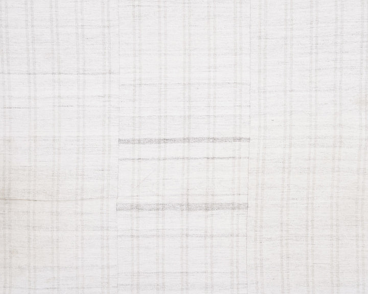Kilim Rug 5' 9" x 9' 2" | No. VR22009