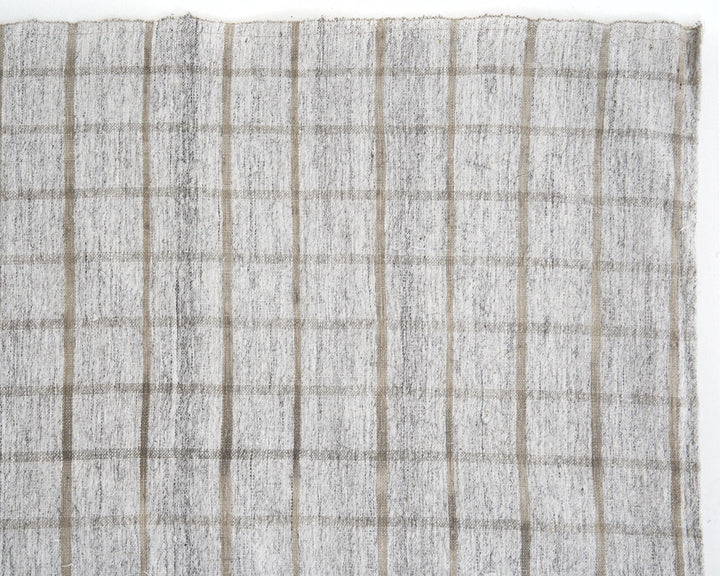 Kilim Rug 6' 7" x 9' 4" | No. VR26738