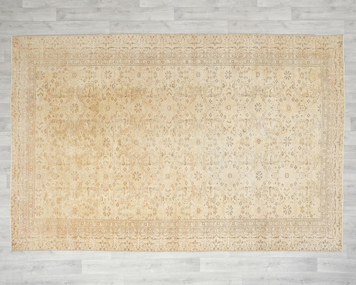 Oushak Rug 6' 5" x 9' 2" | No. VR63847