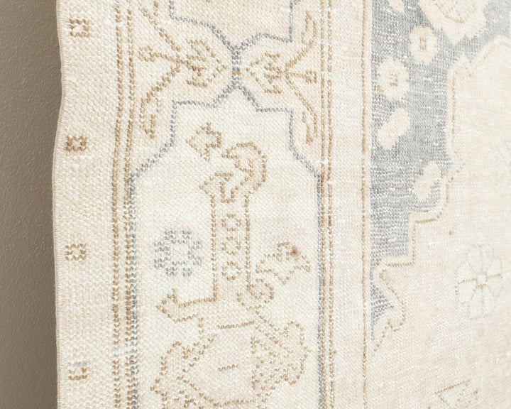 Beige Oushak Rug 6' 2" x 9' 4" | No. VR82171