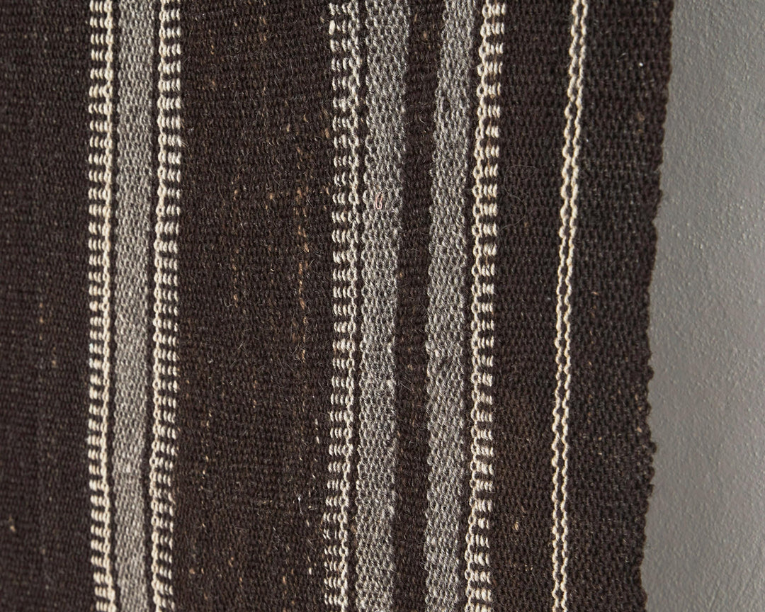 Brown Kilim Rug 4' 10" x 6' 6" | No. VR35973