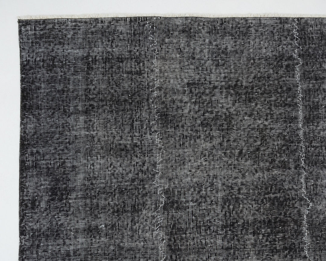 Black Oushak Rug 0' x 11' 2" | No. VR18034
