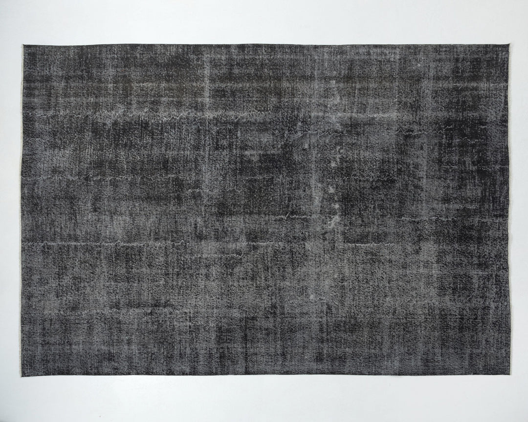 Black Oushak Rug 0' x 11' 2" | No. VR18034