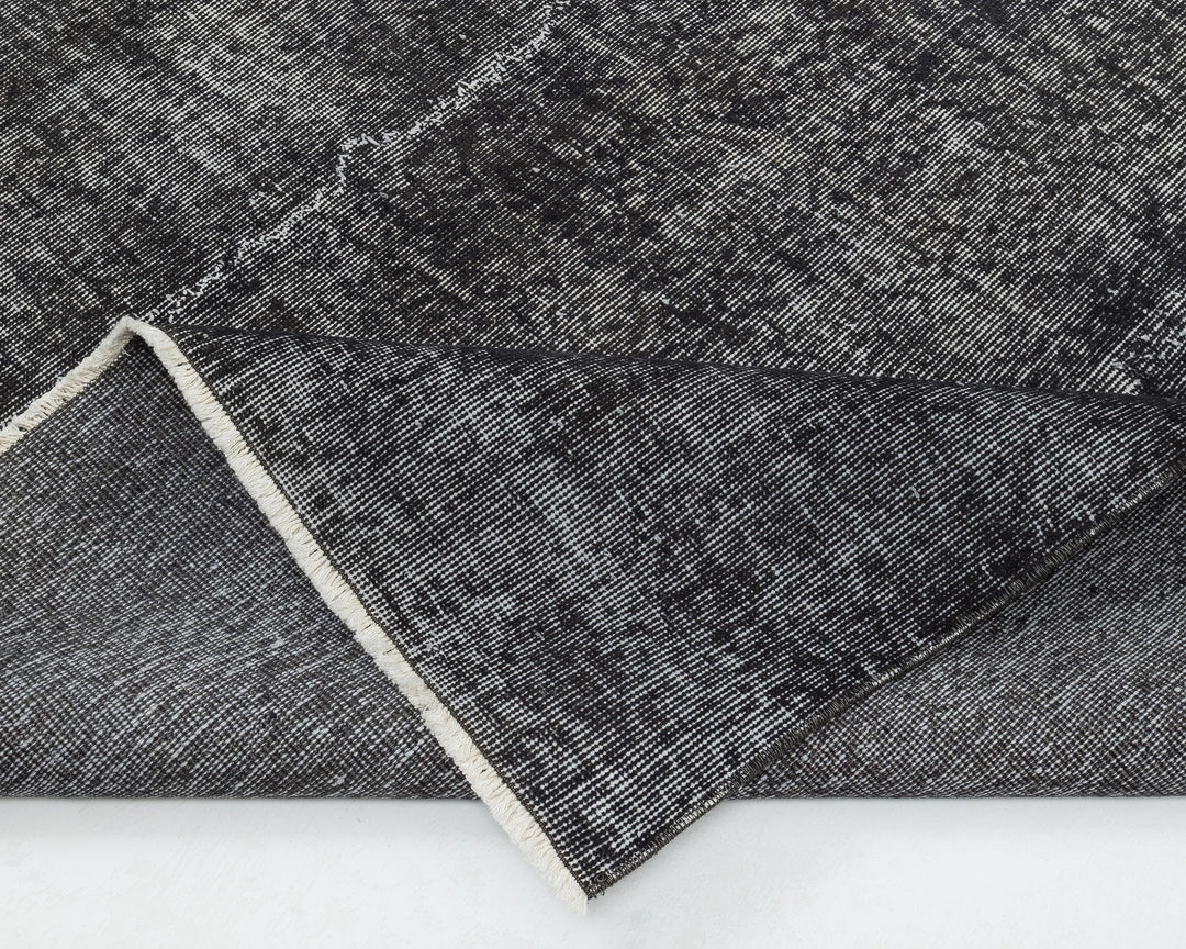 Black Oushak Rug 0' x 11' 2" | No. VR18034