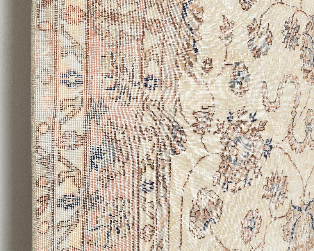 Neutral Oushak Rug 6' 11" x 10' 4" | No. VR59882