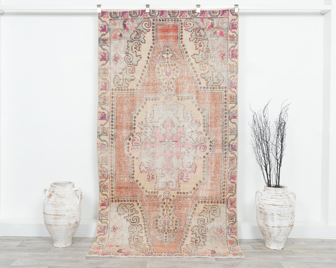 Beige Oushak Rug 4' 3" x 7' 9" | No. VR37450