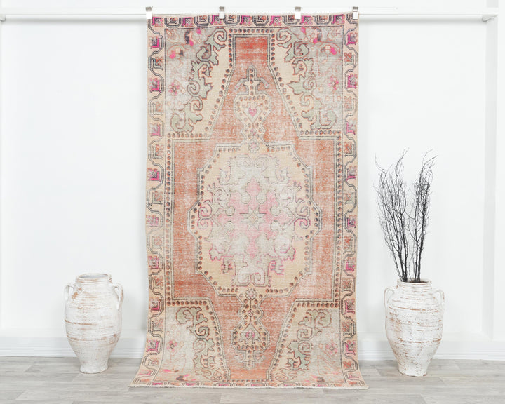 Beige Oushak Rug 4' 3" x 7' 9" | No. VR37450