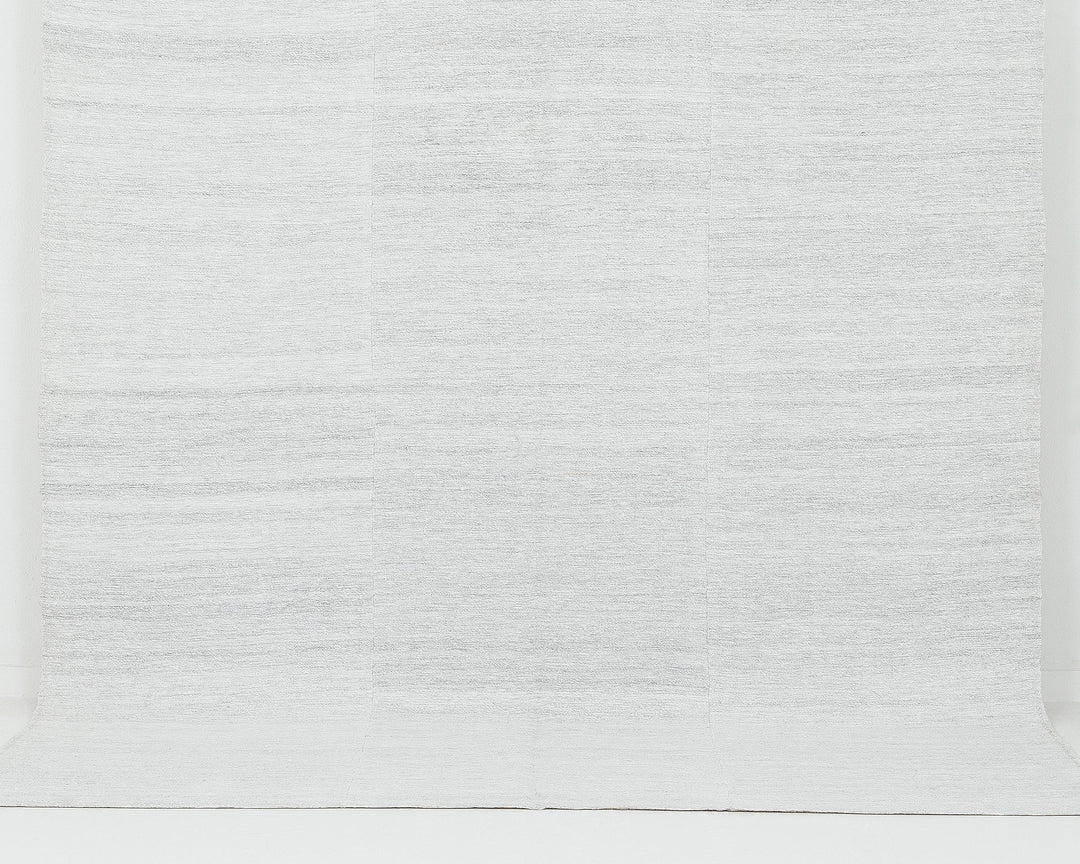 White Kilim Rug 6' 7" x 8' 6" | No. VR34841