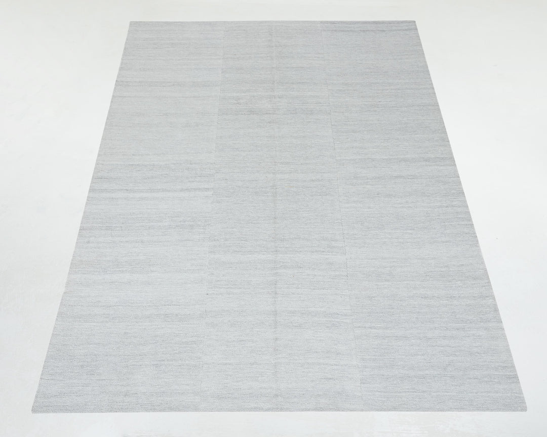White Kilim Rug 6' 7" x 8' 6" | No. VR34841