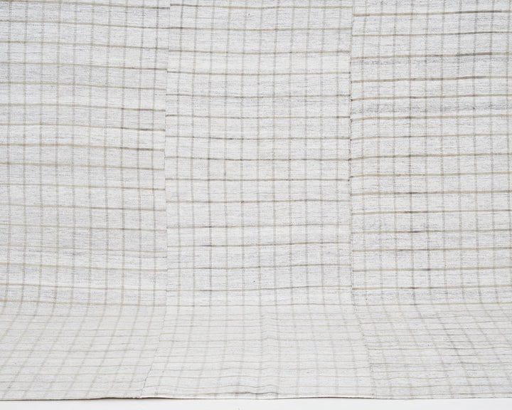 Kilim Rug 6' 7" x 9' 4" | No. VR26738