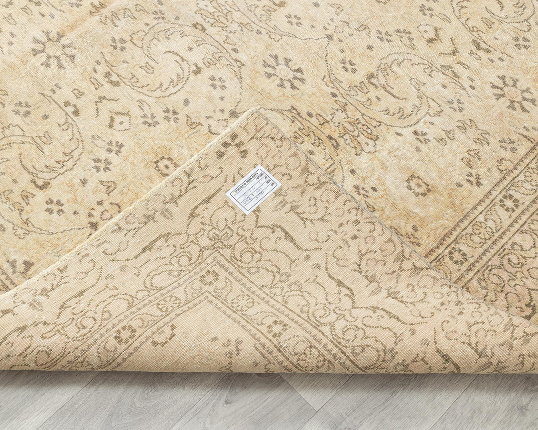 Oushak Rug 6' 5" x 9' 2" | No. VR63847
