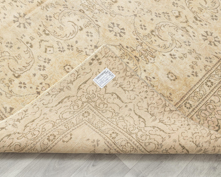 Oushak Rug 6' 5" x 9' 2" | No. VR63847