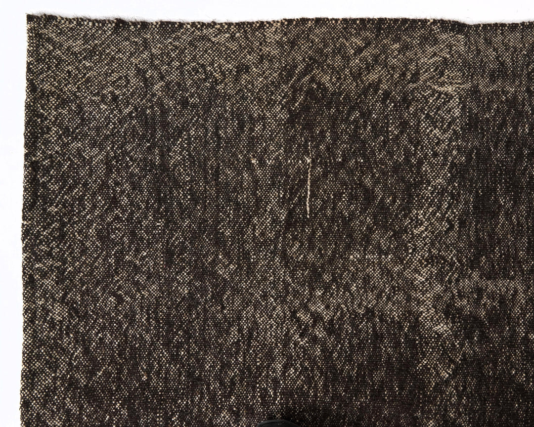 Kilim Rug 8' 1" x 9' 5" | No. VR91692
