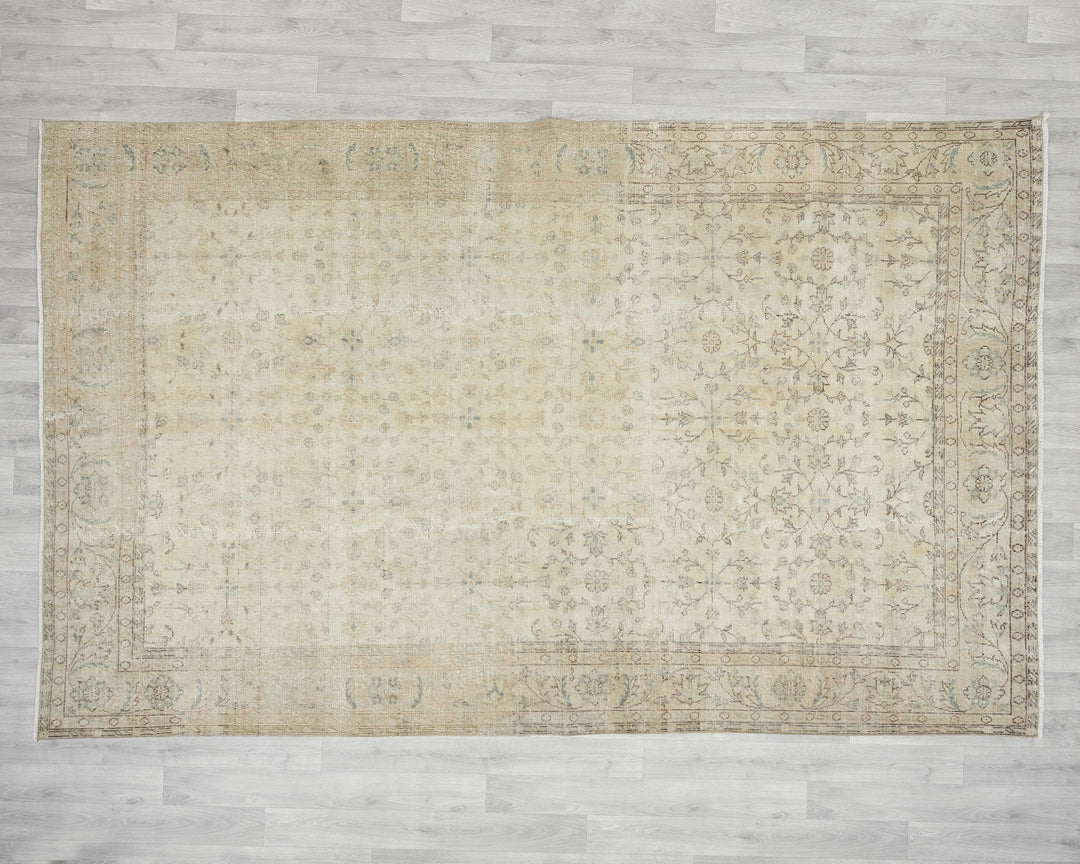Beige Oushak Rug 7' x 10' 2" | No. VR35898