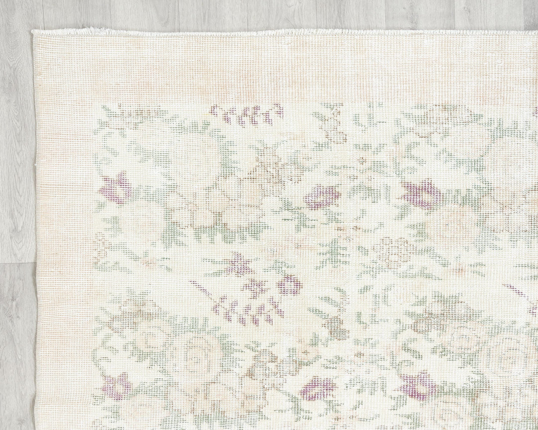 Neutral Oushak Rug 6' 2" x 9' 6" | No. VR15867
