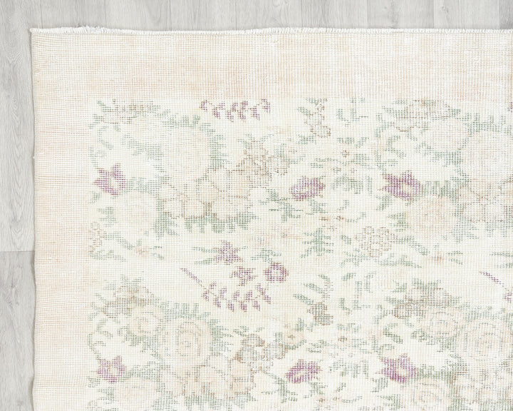 Neutral Oushak Rug 6' 2" x 9' 6" | No. VR15867