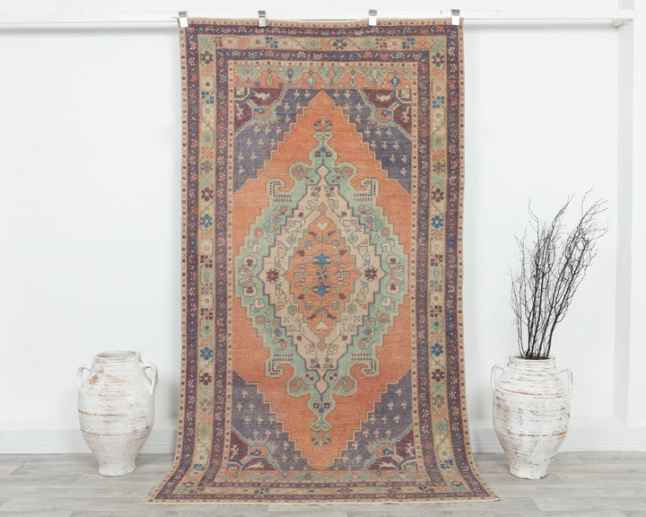 Neutral Oushak Rug 4' 3" x 8' 1" | No. VR99807