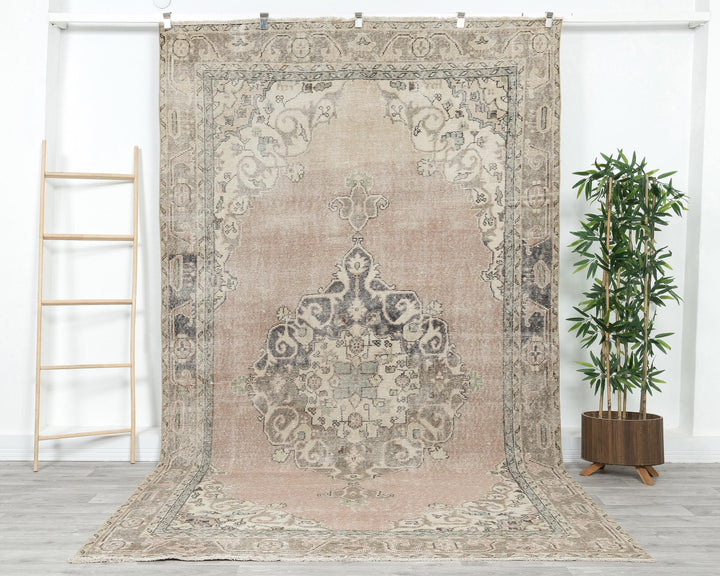 Faded Oushak Rug 10' 3" x 6' | No. VR54120