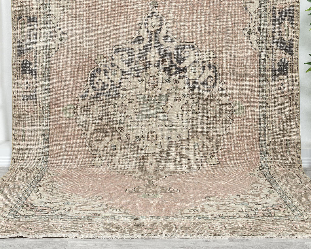 Faded Oushak Rug 10' 3" x 6' | No. VR54120