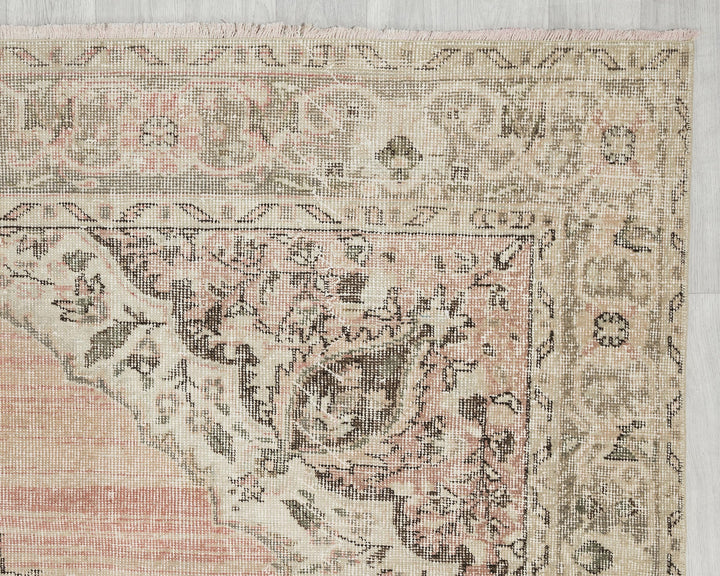 Faded Oushak Rug 6' 9" x 10' 6" | No. VR96012