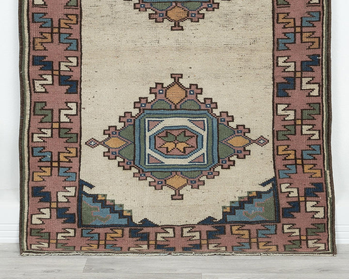 Oushak Rug 3' 1" x 4' 4" | No. VR69537