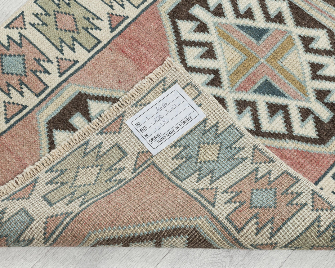 Runner Rug 2' 2" x 8' 10" | No. VR34544