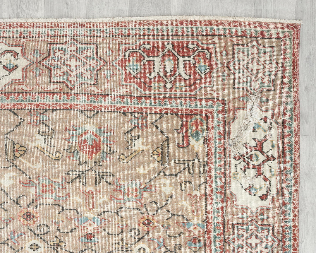 Faded Oushak Rug 6' 9" x 10' 1" | No. VR63622