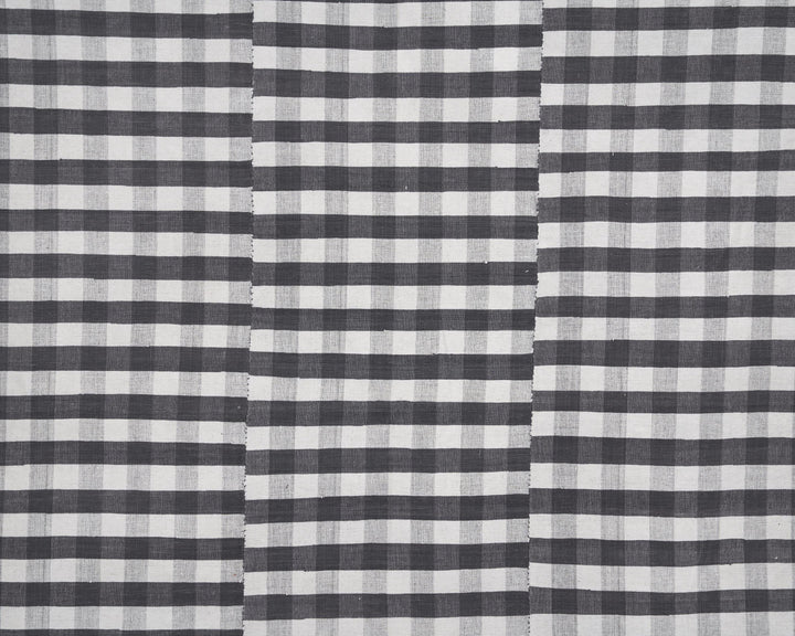 Black Kilim Rug 5' 5" x 8' 1" | No. VR88183