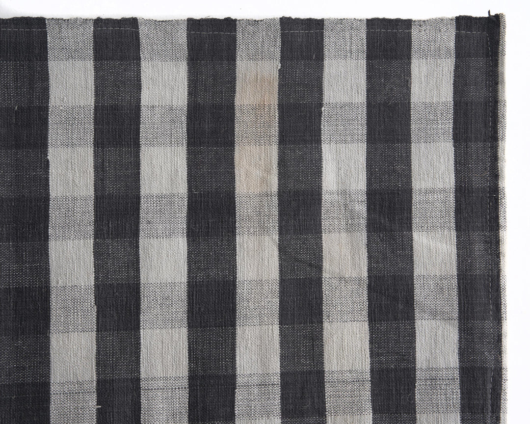 Black Kilim Rug 5' 5" x 8' 1" | No. VR88183