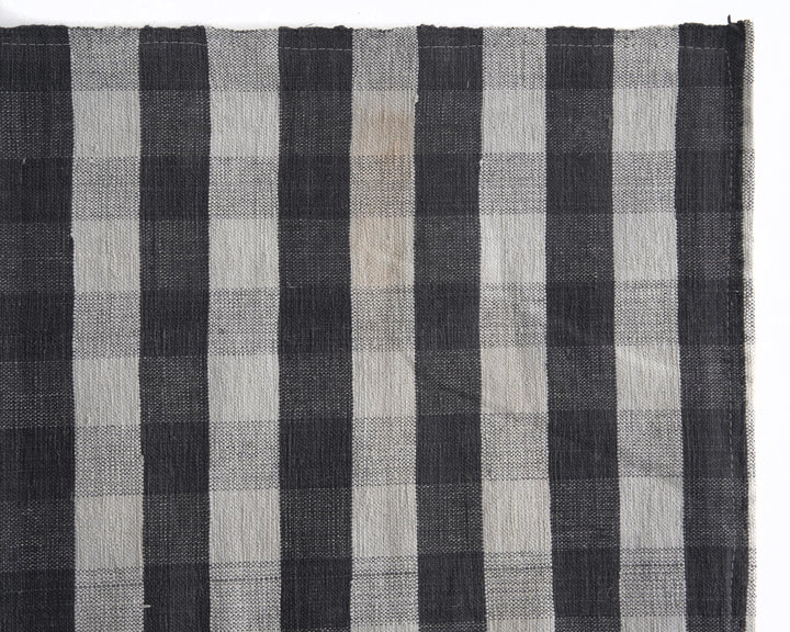 Black Kilim Rug 5' 5" x 8' 1" | No. VR88183