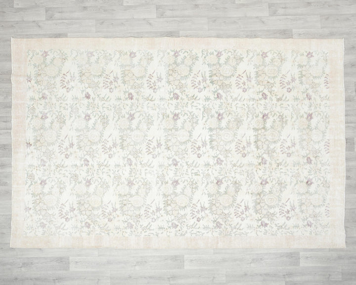 Neutral Oushak Rug 6' 2" x 9' 6" | No. VR15867