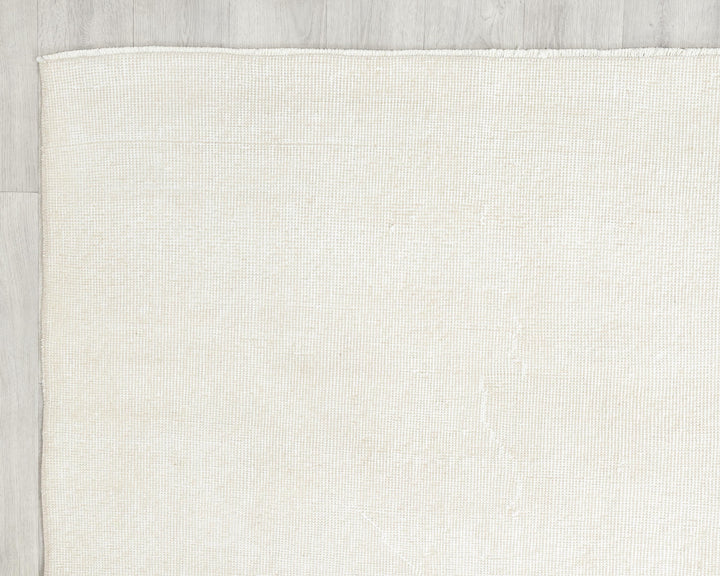 White Oushak Rug 6' 5" x 10' 1" | No. VR75653