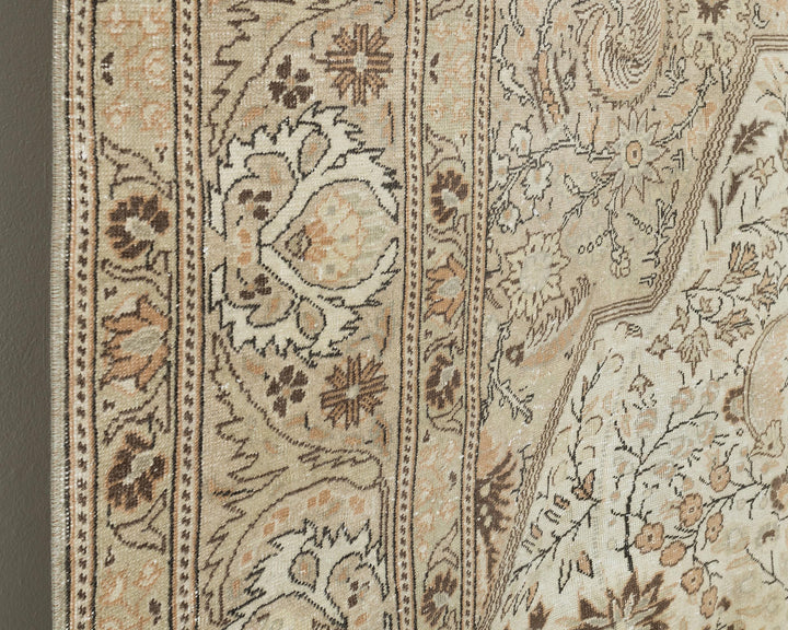 Beige Oushak Rug 8' 6" x 12' 8" | No. VR21400