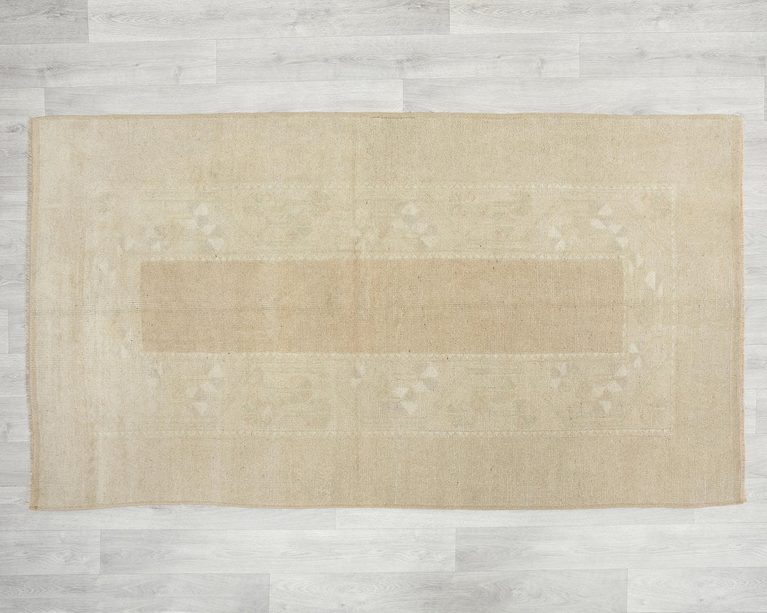 Oushak Rug 3' 7" x 6' 7" | No. VR77218