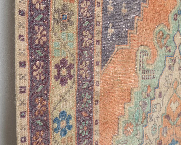 Neutral Oushak Rug 4' 3" x 8' 1" | No. VR99807