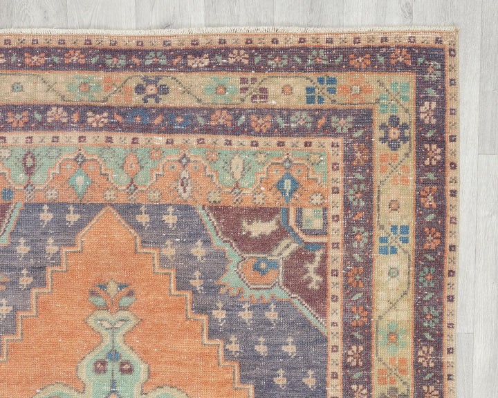 Neutral Oushak Rug 4' 3" x 8' 1" | No. VR99807