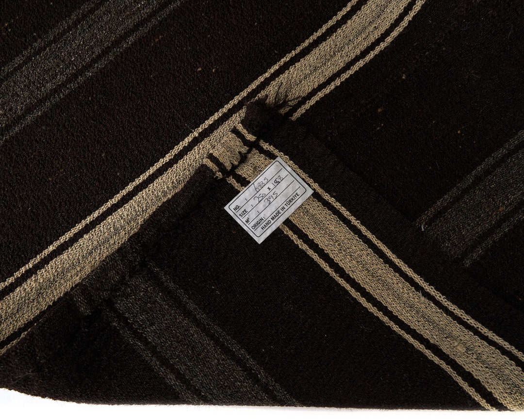 Brown Kilim Rug 8' 2" x 5' 2" | No. VR81286