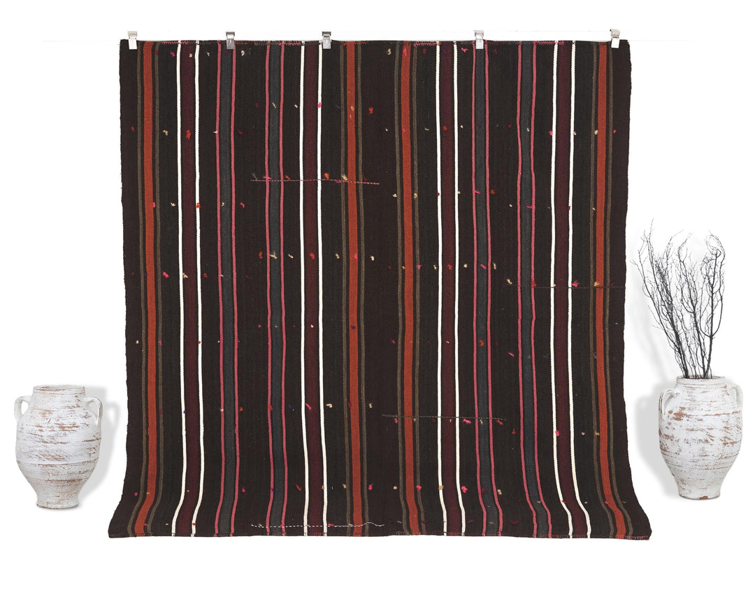 Kilim Rug 7' 5" x 8' 2" | No. VR54440