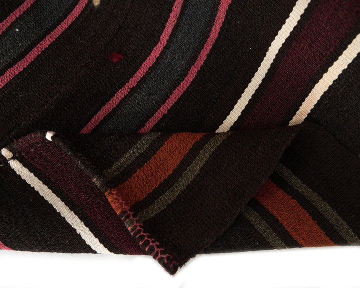 Kilim Rug 7' 5" x 8' 2" | No. VR54440
