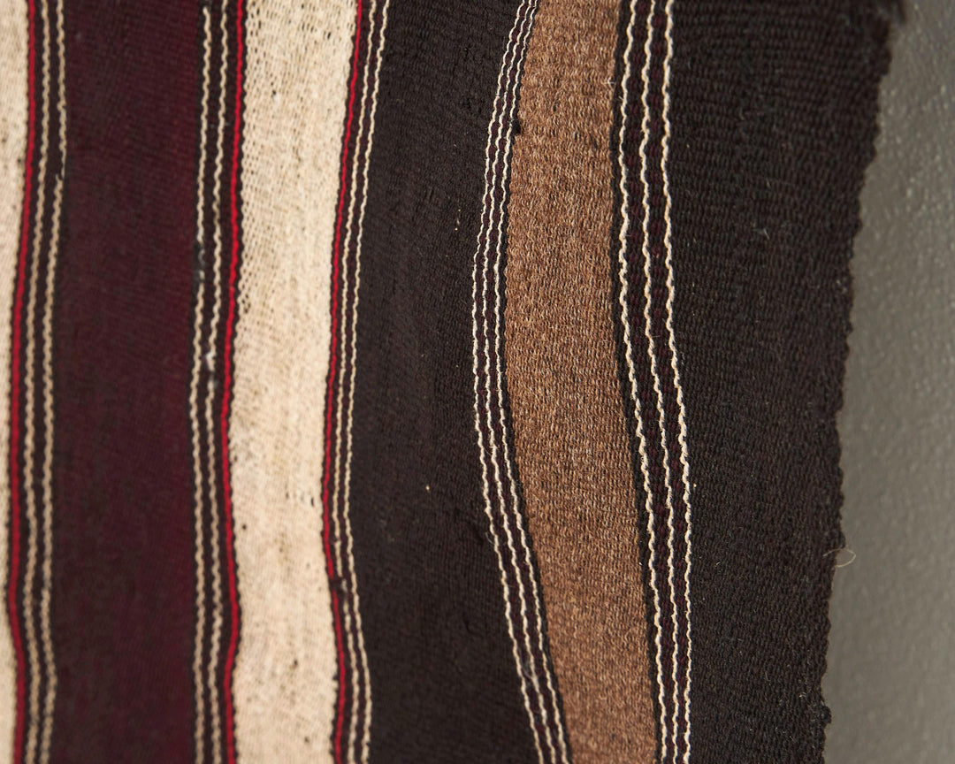 Brown Kilim Rug 5' 1" x 7' 5" | No. VR76769
