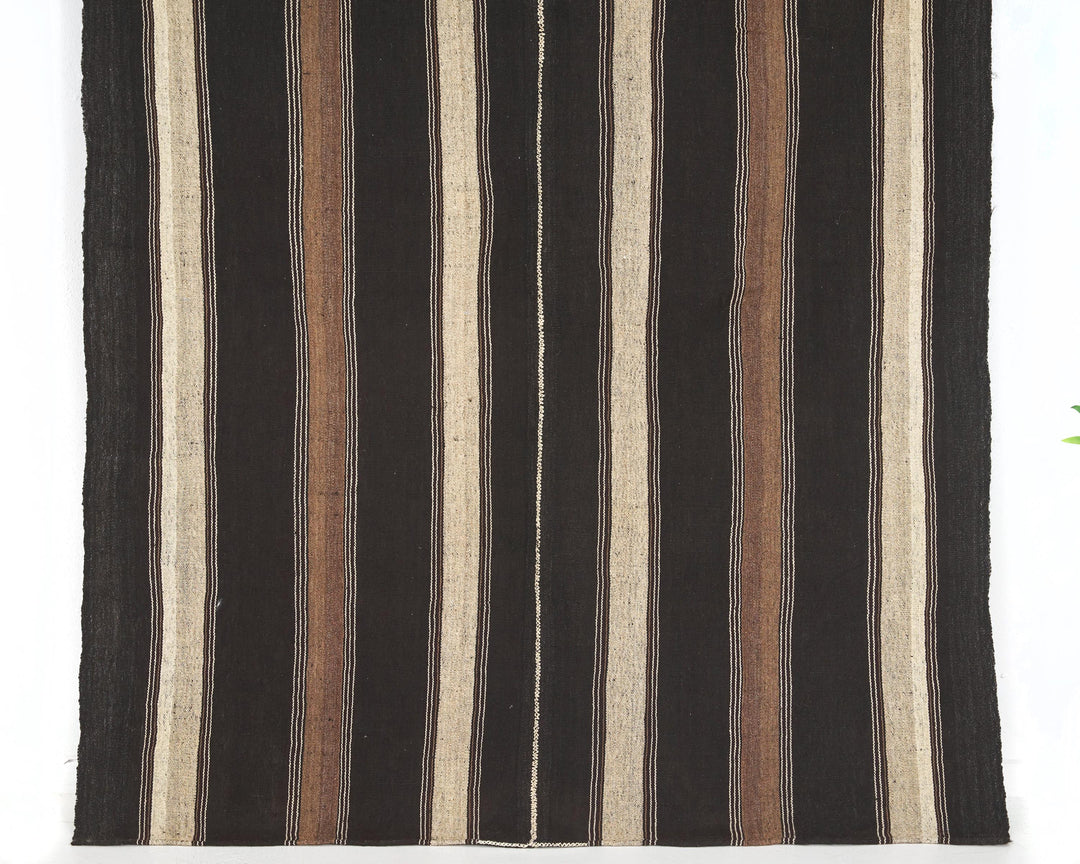 Brown Kilim Rug 5' x 6' 10" | No. VR79327