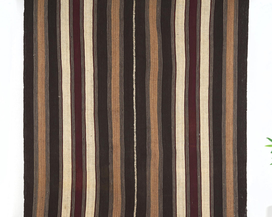 Brown Kilim Rug 4' 10" x 8' 2" | No. VR68733
