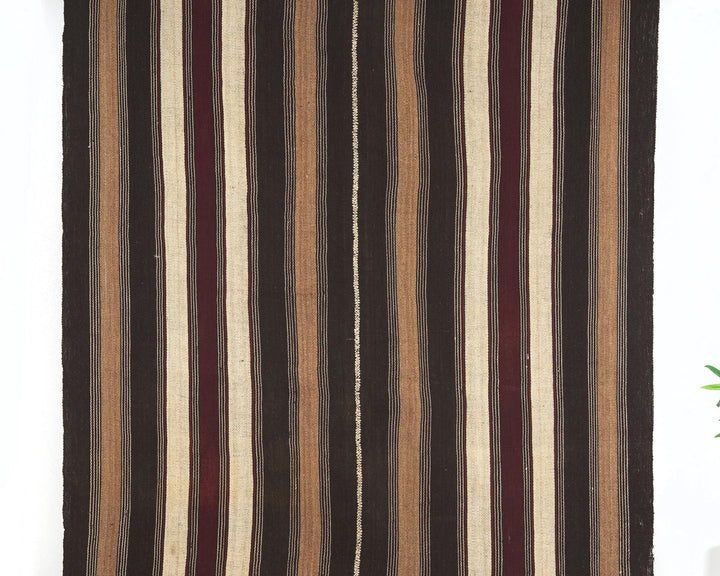 Brown Kilim Rug 4' 10" x 8' 2" | No. VR68733
