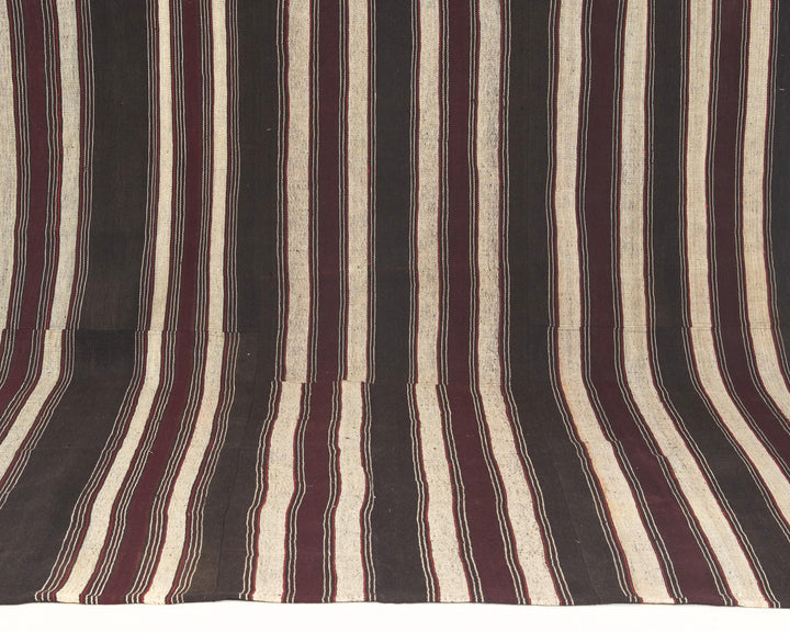Kilim Rug 6' 11" x 10' 11" | No. VR40465