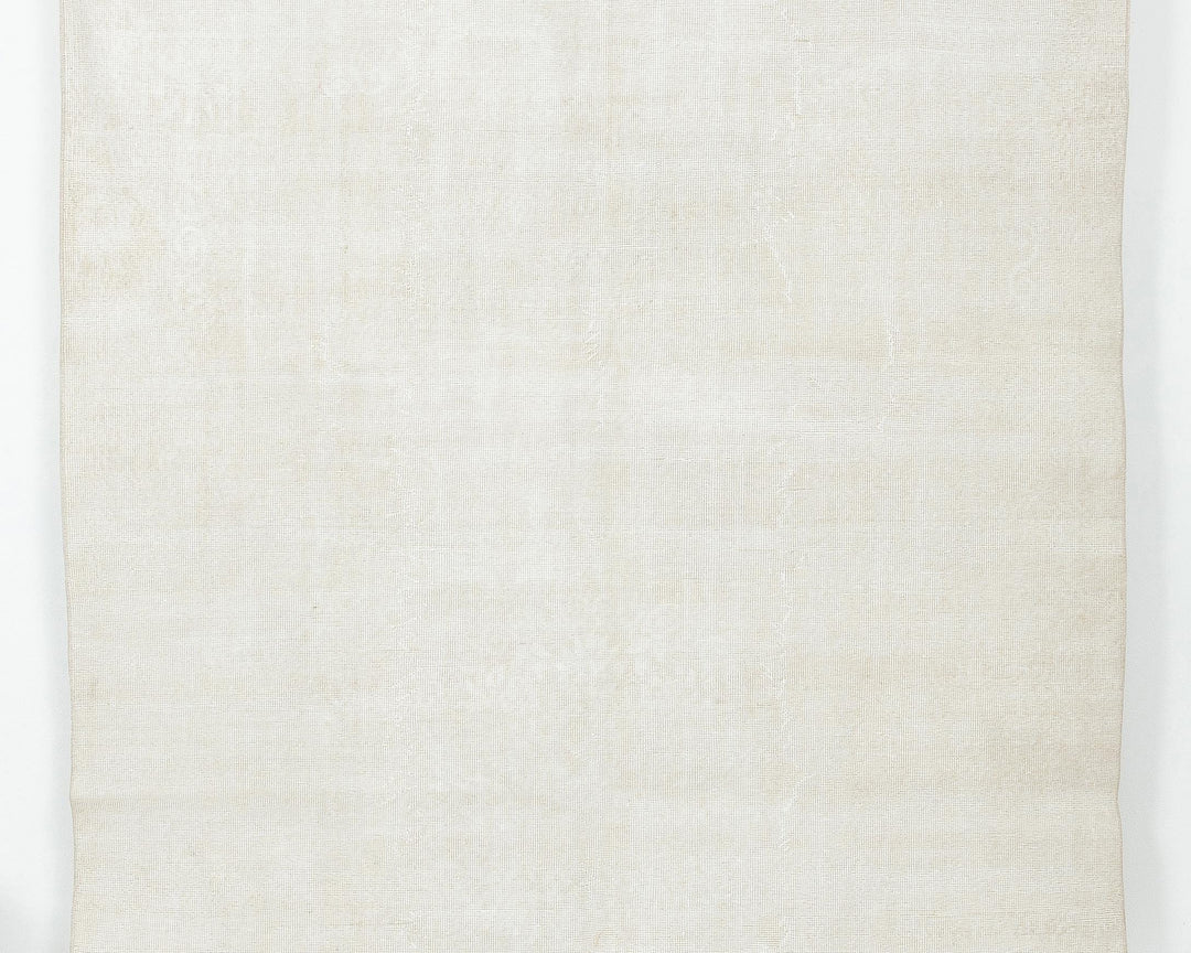 White Oushak Rug 6' 5" x 10' 1" | No. VR75653