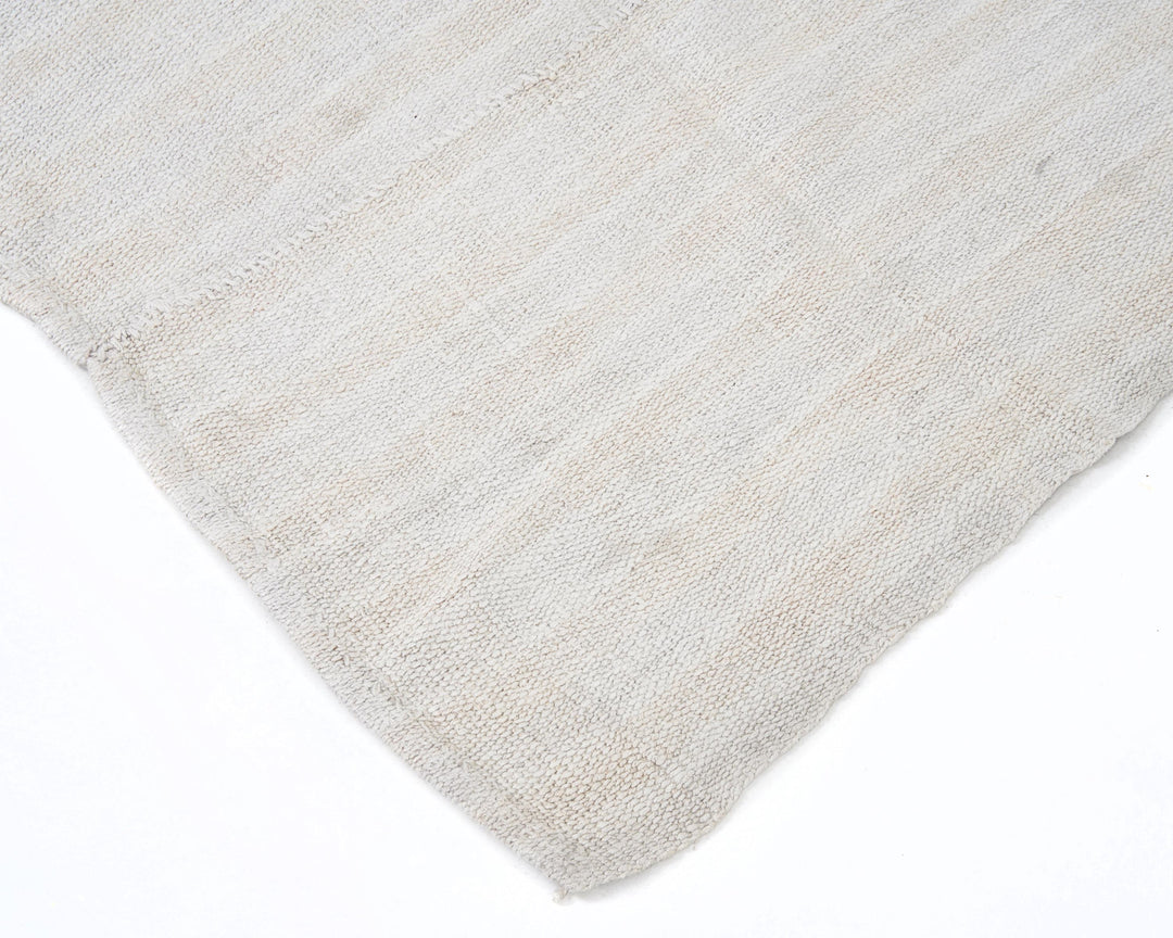 Neutral Runner Rug 2' 7" x 13' 8" | No. VR16154