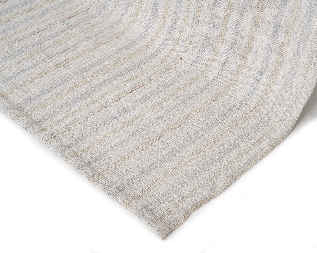 Kilim Rug 6' 1" x 7' 11" | No. VR34302
