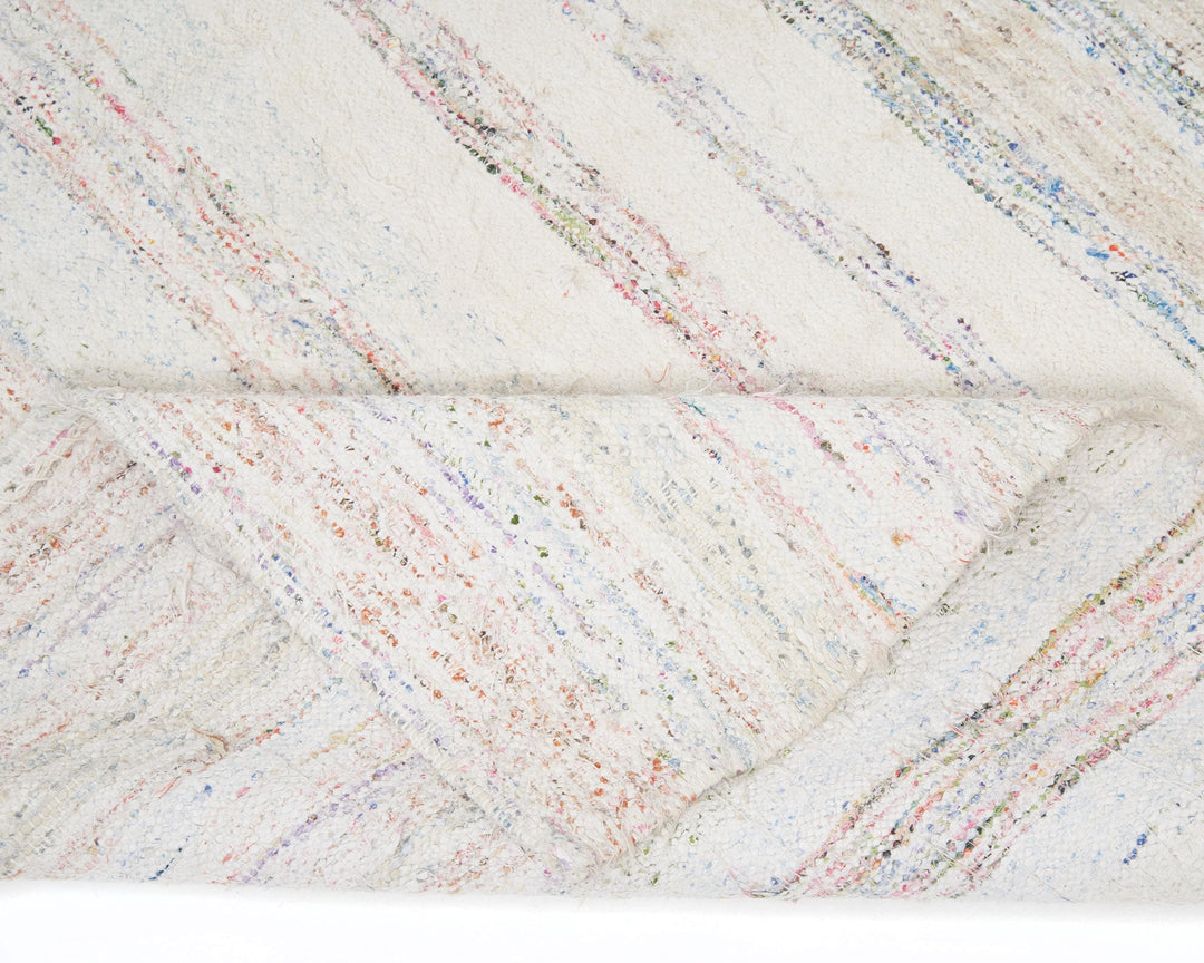 Neutral Kilim Rug 5' 8" x 11' 3" | No. VR14977